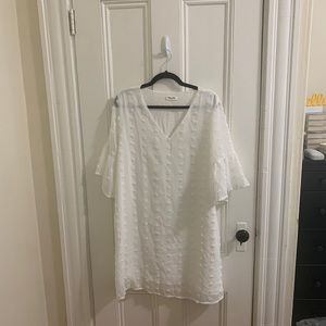 Blooming Jelly Womens White Short Sleeve V Neck Ruffle Shift Dress